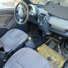 Carica l'immagine nel visualizzatore di Gallery, Ricambi Usati Smart ForTwo 450 2002 Faro a 8 600 Benzina