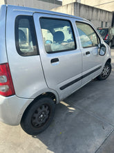 Carica l'immagine nel visualizzatore di Gallery, Ricambi Usati Suzuki Wagon R 1.3 Benzina (Cod. Motore G13B) 2003