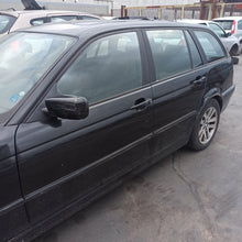 Carica l'immagine nel visualizzatore di Gallery, Ricambi Usati BMW Serie 3 E46 2.0 Diesel 6 Marce 2004