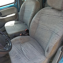 Carica l'immagine nel visualizzatore di Gallery, Ricambi Usati Renault Kangoo 1.5 dci Diesel ( Cod. Motore K9K B7 ) 2003