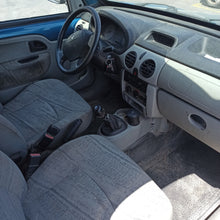 Carica l'immagine nel visualizzatore di Gallery, Ricambi Usati Renault Kangoo 1.5 dci Diesel ( Cod. Motore K9K B7 ) 2003