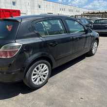 Carica l'immagine nel visualizzatore di Gallery, Ricambi Usati Opel Astra H 3 Serie 1.7 Diesel Z17DTH