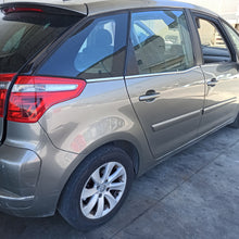 Carica l'immagine nel visualizzatore di Gallery, Ricambi Usati Citroen C4 Picasso 1.6 HDI Diesel 9HZ 2009