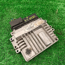 Lade das Bild in den Galerie-Viewer, Image #3