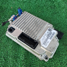 Lade das Bild in den Galerie-Viewer, Image #1