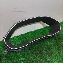 Lade das Bild in den Galerie-Viewer, Image #2