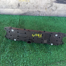 Lade das Bild in den Galerie-Viewer, Image #2