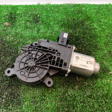 Lade das Bild in den Galerie-Viewer, Image #1