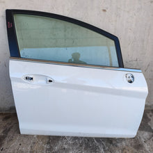 Lade das Bild in den Galerie-Viewer, Image #1