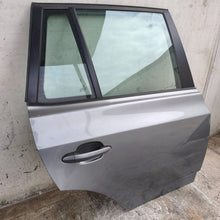 Carica l'immagine nel visualizzatore di Gallery, Image #3