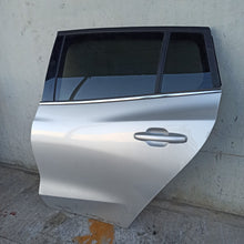 Carica l'immagine nel visualizzatore di Gallery, Image #3