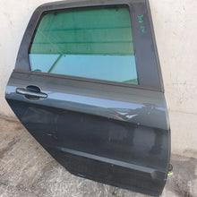 Lade das Bild in den Galerie-Viewer, Image #3