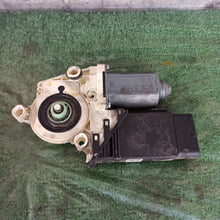 Carica l'immagine nel visualizzatore di Gallery, Image #2