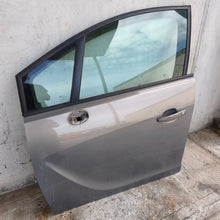 Lade das Bild in den Galerie-Viewer, Image #3