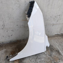Lade das Bild in den Galerie-Viewer, Image #3