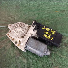 Carica l'immagine nel visualizzatore di Gallery, Image #3