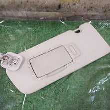 Lade das Bild in den Galerie-Viewer, Image #1