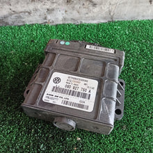 Carica l'immagine nel visualizzatore di Gallery, Image #3