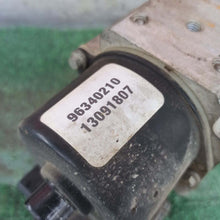 Carica l'immagine nel visualizzatore di Gallery, Image #2