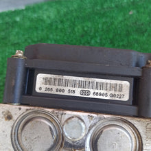 Carica l'immagine nel visualizzatore di Gallery, Image #4