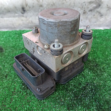 Carica l'immagine nel visualizzatore di Gallery, Image #5