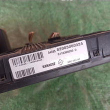 Carica l'immagine nel visualizzatore di Gallery, Image #3