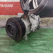 Carica l'immagine nel visualizzatore di Gallery, Image #2