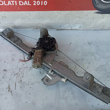 Carica l'immagine nel visualizzatore di Gallery, Image #1