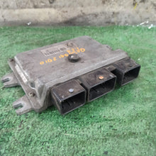 Carica l'immagine nel visualizzatore di Gallery, Image #3