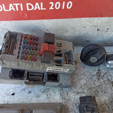 Carica l'immagine nel visualizzatore di Gallery, Image #3