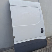 Lade das Bild in den Galerie-Viewer, Image #3