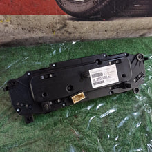 Carica l'immagine nel visualizzatore di Gallery, Image #2