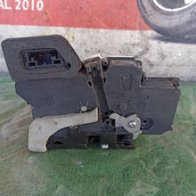 Lade das Bild in den Galerie-Viewer, Image #3