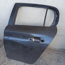 Carica l'immagine nel visualizzatore di Gallery, Image #3