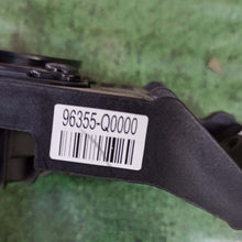 Carica l'immagine nel visualizzatore di Gallery, Image #3