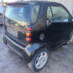 Ricambi Usati Smart ForTwo 450 2002 Faro a 8 600 Benzina