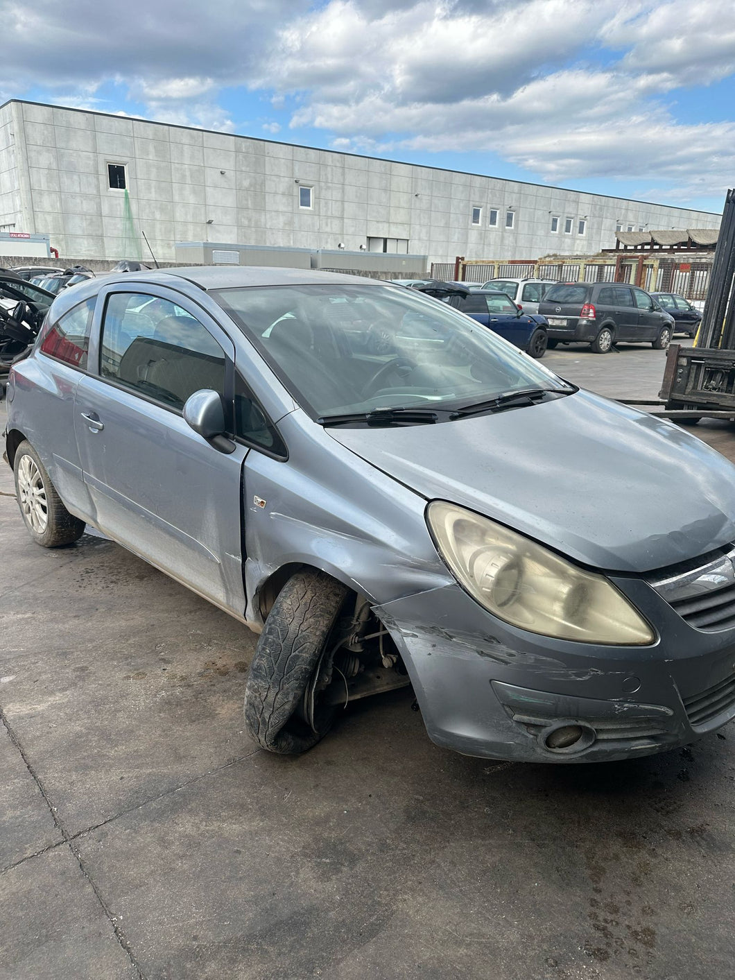 Ricambi Usati Opel Corsa D 4 Serie 2008 1.3 Diesel Sigla Z13DTH