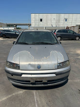 Carica l&#39;immagine nel visualizzatore di Gallery, Ricambi Usati Fiat Punto 188 2 Serie 2001 188A4000
