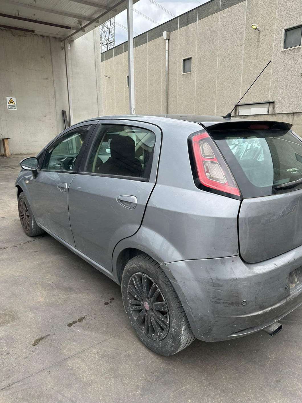 Ricambi Usati Fiat Grande Punto 1.3 Multijet ( Cod. Motore 199A2000 ) 2008