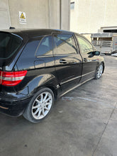 Carica l&#39;immagine nel visualizzatore di Gallery, Ricambi Usati Mercedes Classe B 2.0 CDI Diesel 640941 6 Marce 2007
