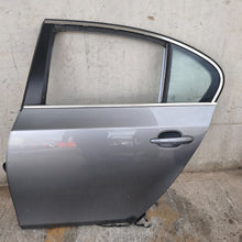Carica l'immagine nel visualizzatore di Gallery, Image #1
