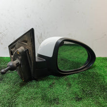 Lade das Bild in den Galerie-Viewer, Image #3
