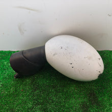 Lade das Bild in den Galerie-Viewer, Image #2
