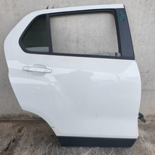 Lade das Bild in den Galerie-Viewer, Image #1
