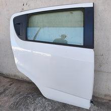 Lade das Bild in den Galerie-Viewer, Image #3
