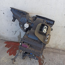 Lade das Bild in den Galerie-Viewer, Image #3
