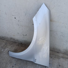Lade das Bild in den Galerie-Viewer, Image #3
