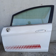 Lade das Bild in den Galerie-Viewer, Image #1
