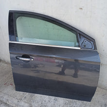 Lade das Bild in den Galerie-Viewer, Image #3
