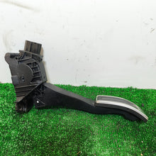 Lade das Bild in den Galerie-Viewer, Image #3
